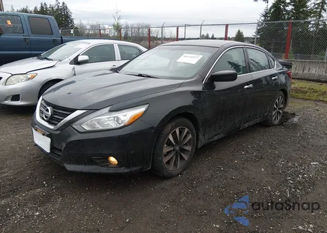 2018 Nissan Altima 2.5 Sv z USA, uszkodzony, nr VIN 1N4AL3AP2JC105377